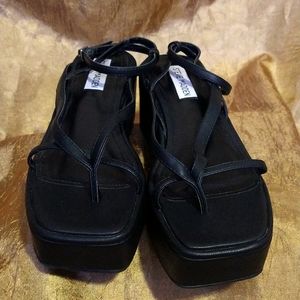 Steve Madden black wedge sandals